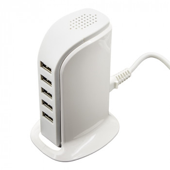 Полнач со 5 USB приклучока